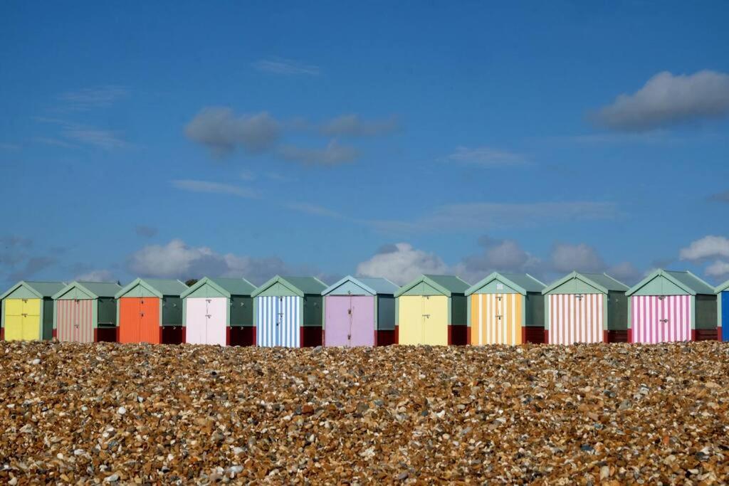 Poets Rest, Free Parking, Ev Socket Fees Apply Walk To Beach Brighton Exterior photo